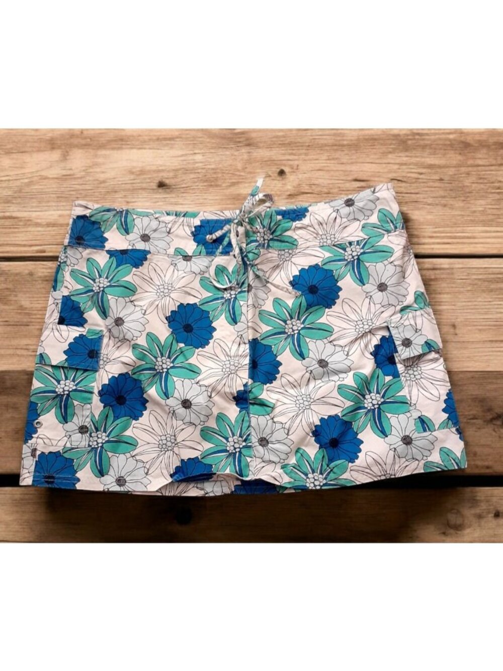 GAP Mini Skirt Bold Tropical Flowers Beach Surf Vacation Blue Hawaiian Flowers M